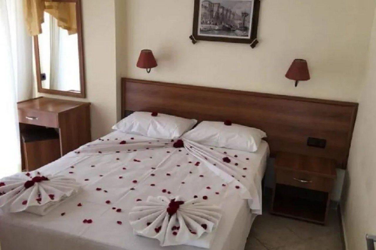 Mutlu Hotel 迪迪姆 外观 照片